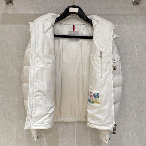 Moncler White Down Jacket - Picture 5 of 9